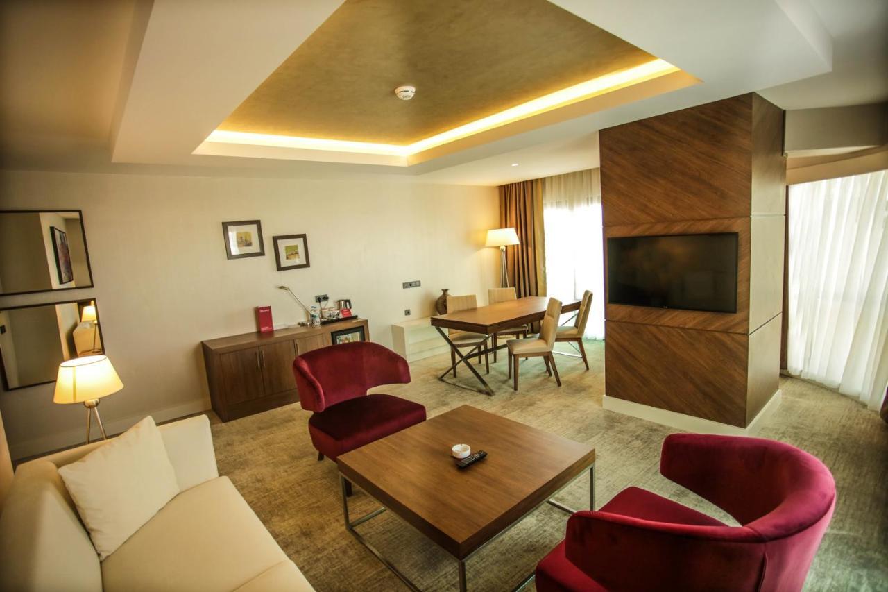 Ramada by Wyndham Isparta Bagian luar foto