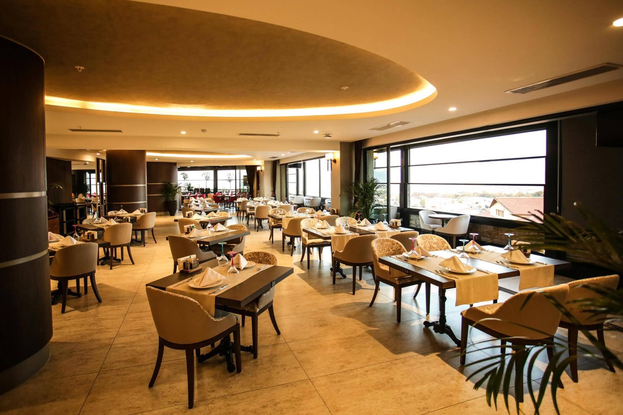 Ramada by Wyndham Isparta Bagian luar foto
